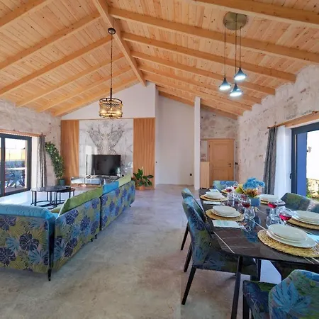 Ader Villalari Villa